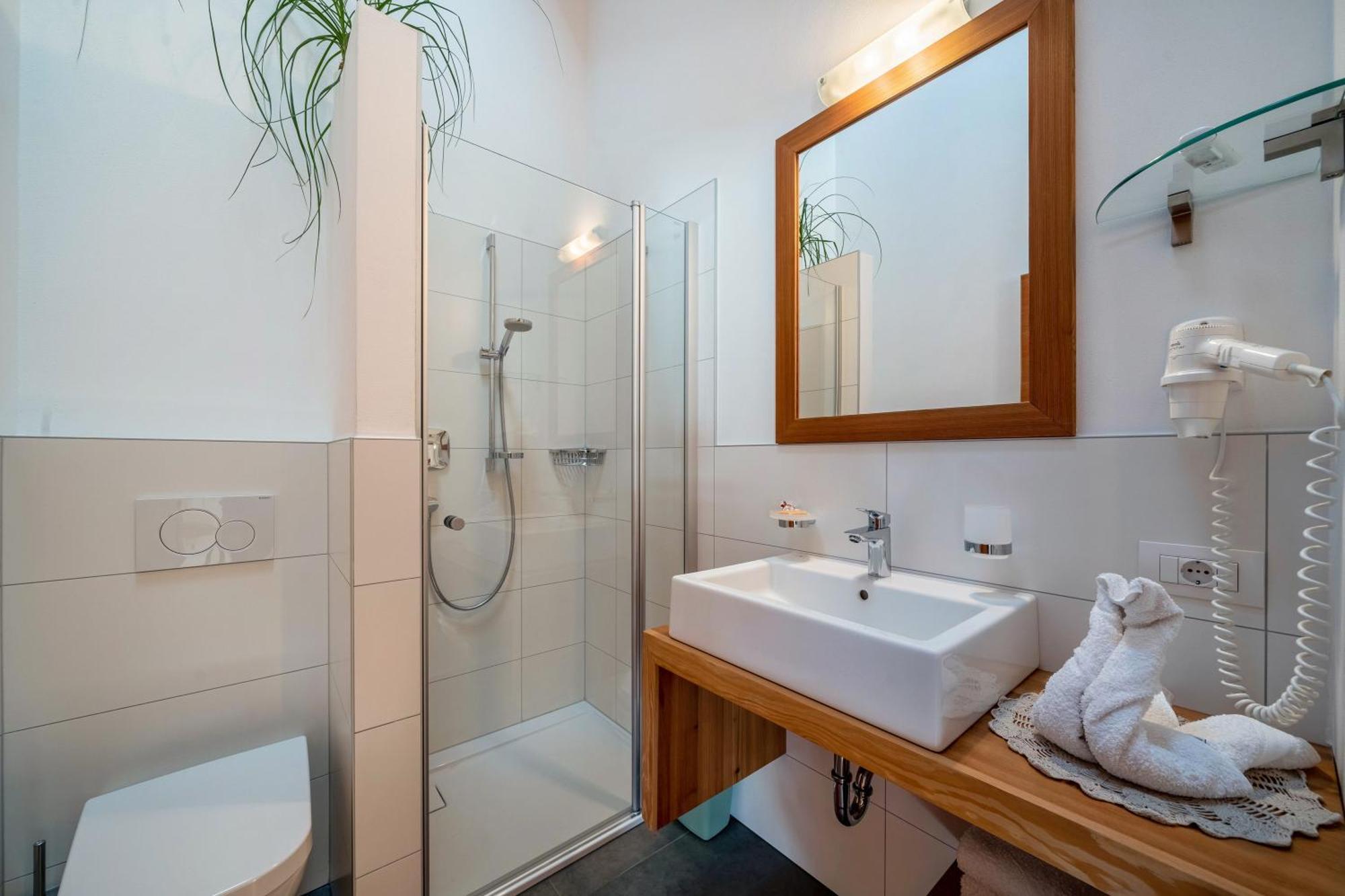 Ferienhaus Larch Soge Apt Karin Racines Dış mekan fotoğraf