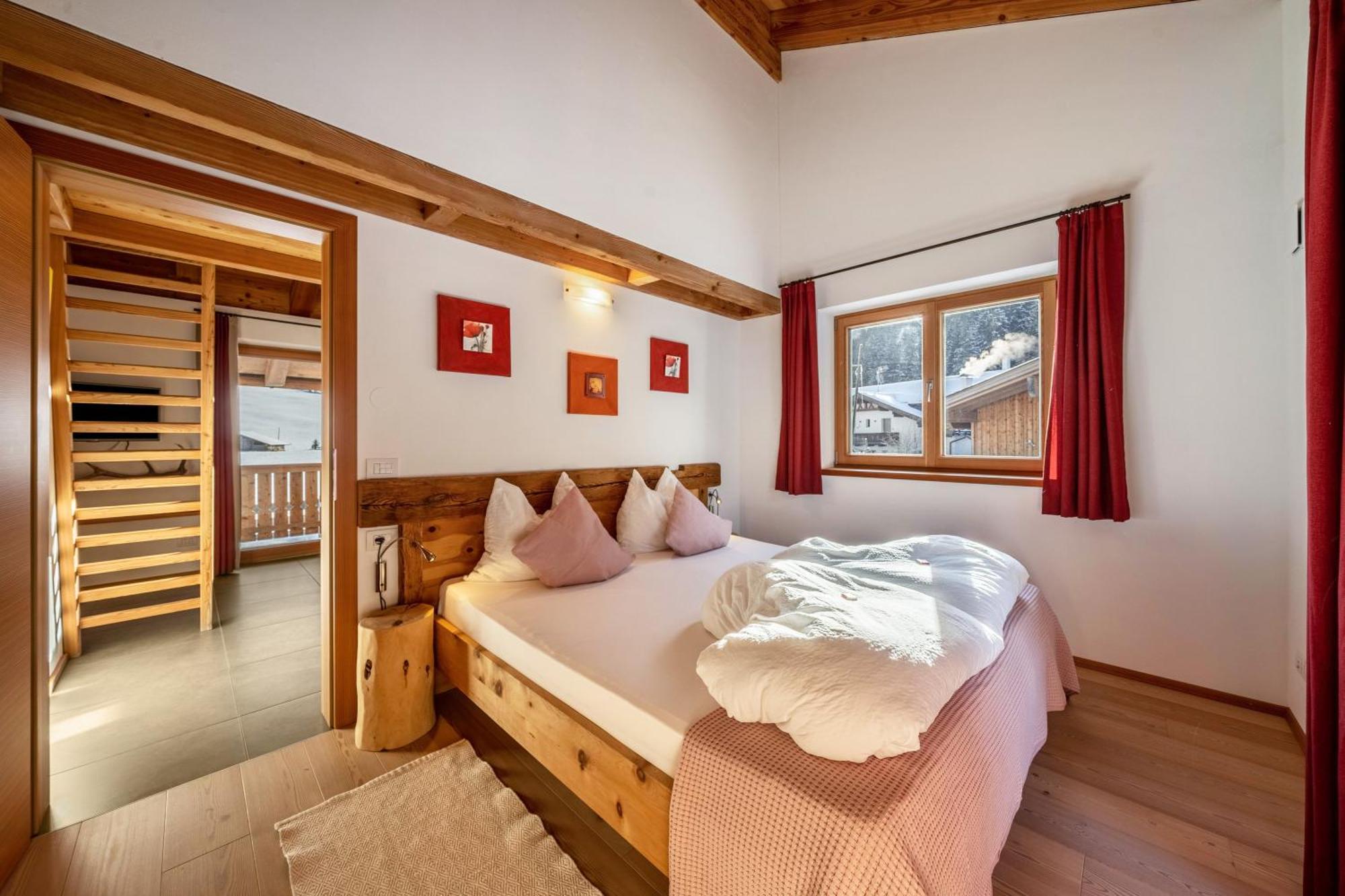 Ferienhaus Larch Soge Apt Karin Racines Dış mekan fotoğraf