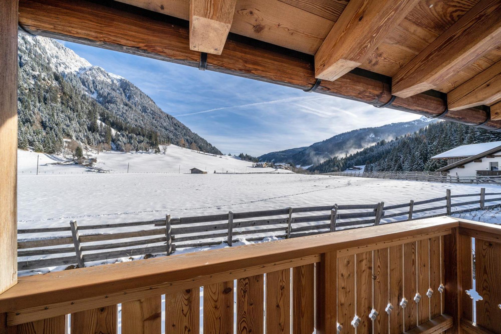 Ferienhaus Larch Soge Apt Karin Racines Dış mekan fotoğraf