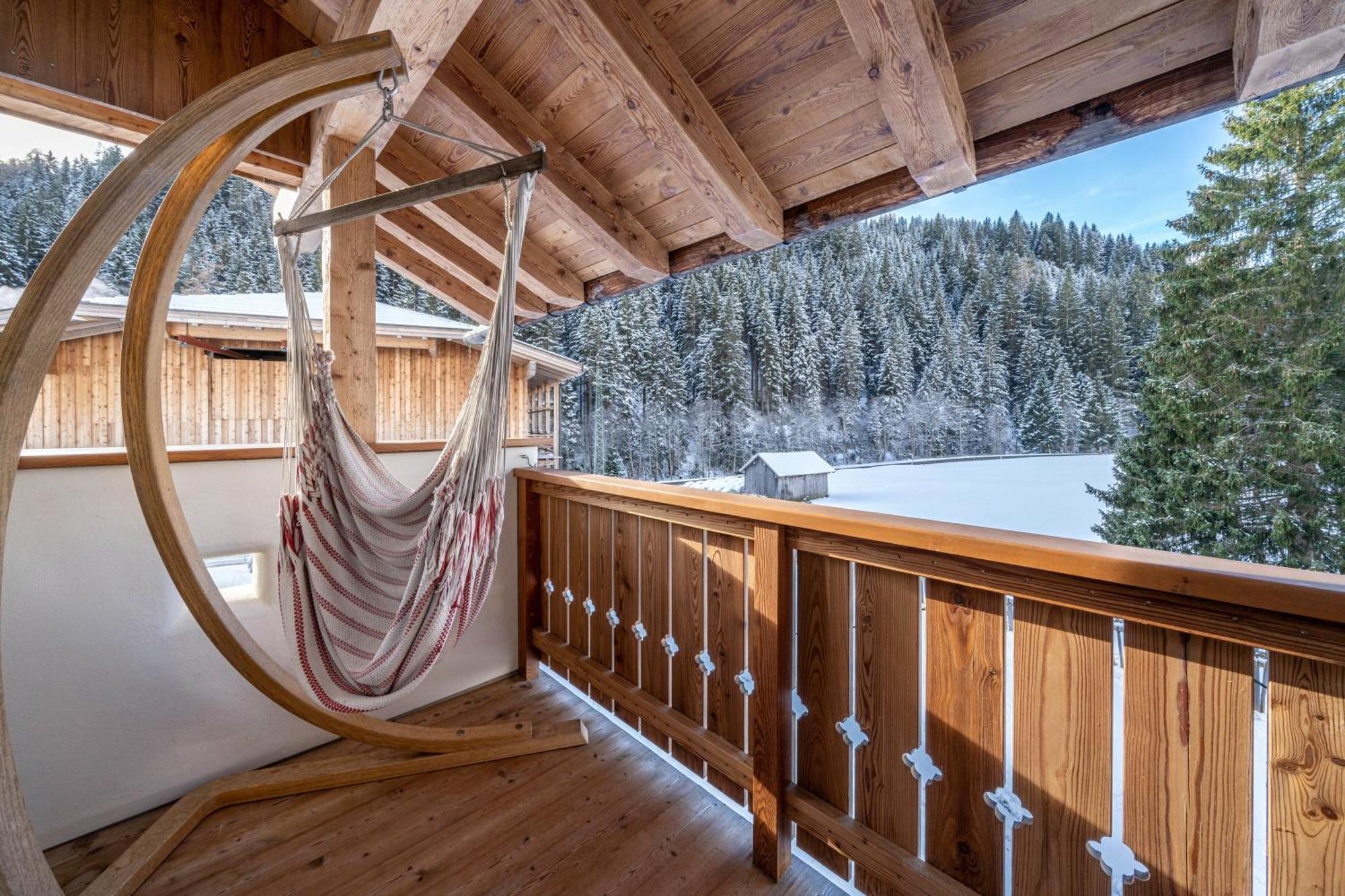 Ferienhaus Larch Soge Apt Karin Racines Dış mekan fotoğraf